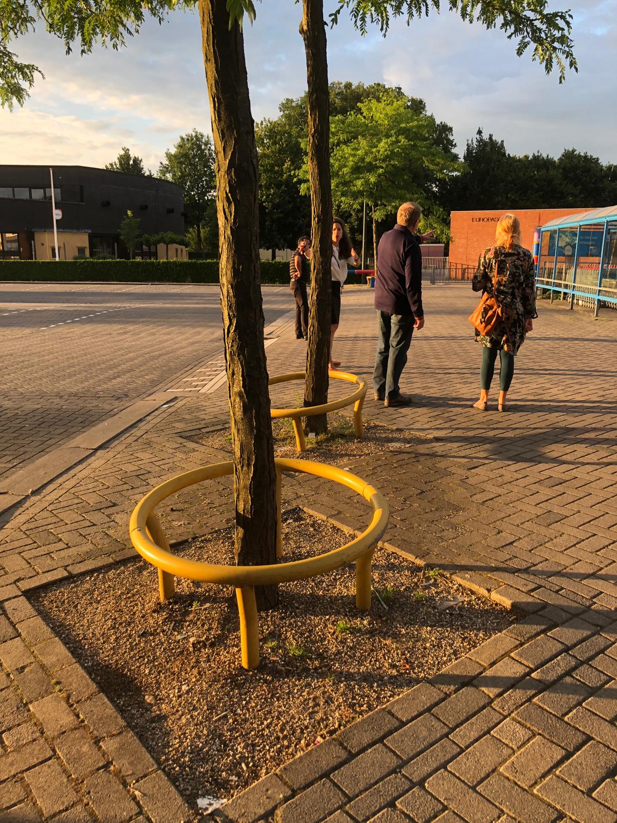 in het wijkcentrum